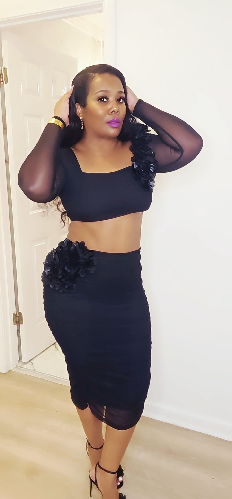 Babe in Black set