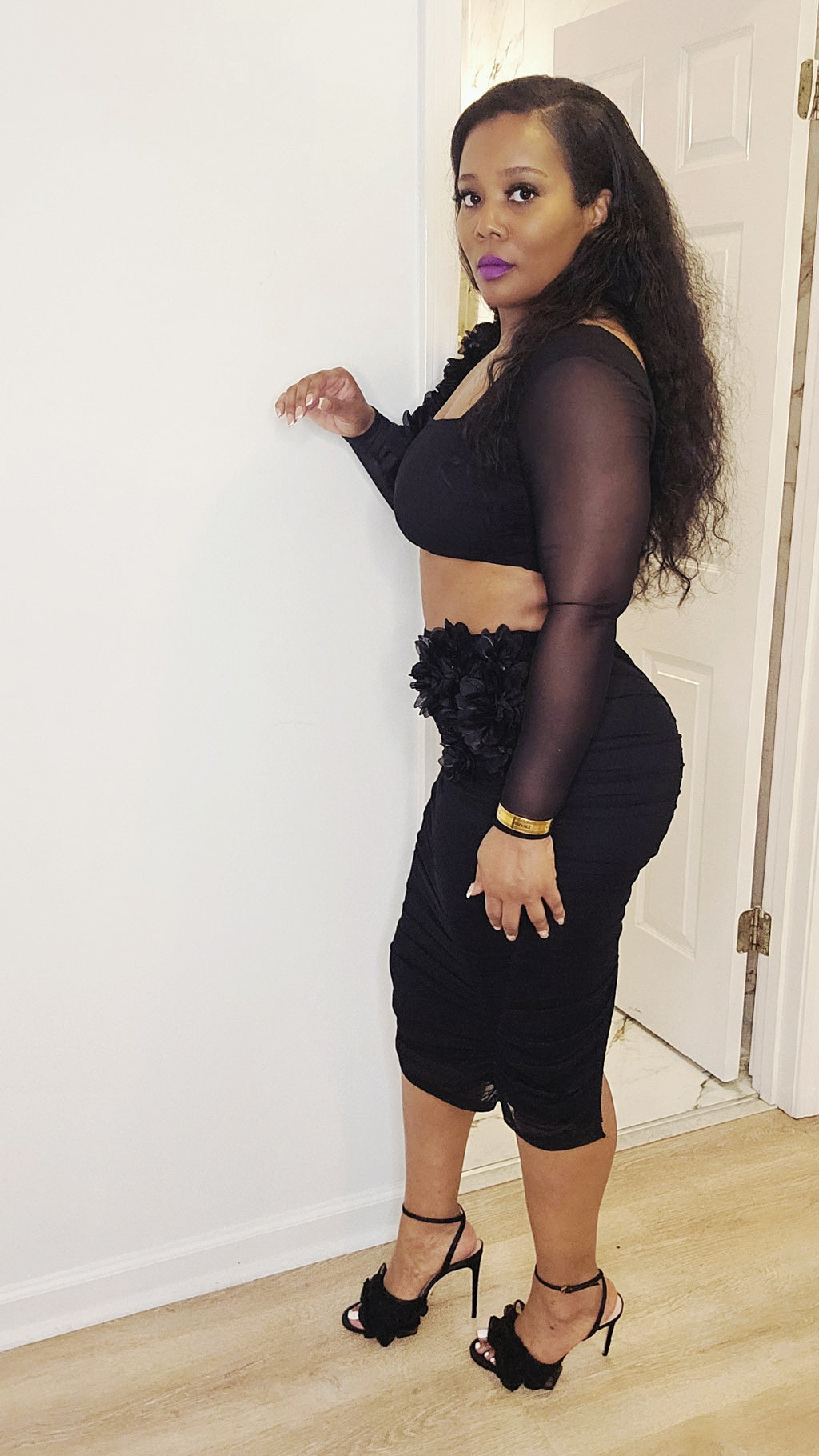 Babe in Black set
